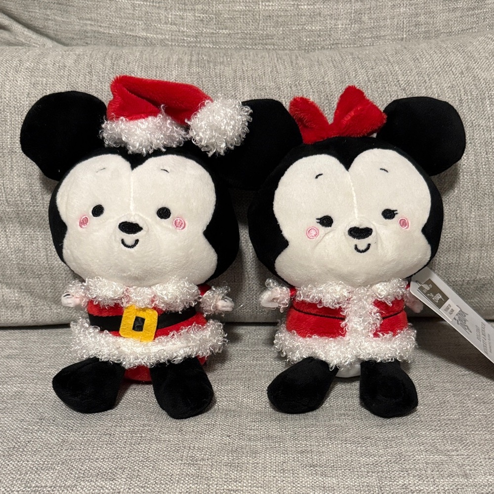 Hallmark Better Together Disney’s Holiday Mickey and Minnie Magnetic Plush